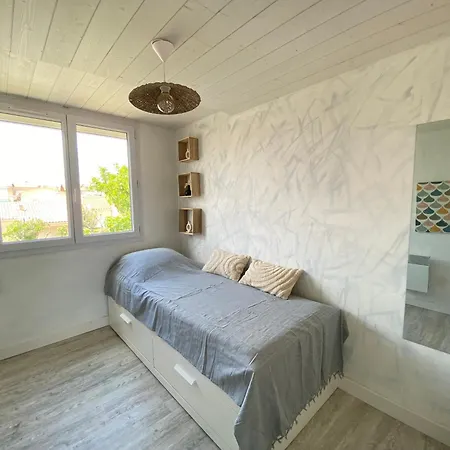 Joli Avec Vue Mer, Climatisé Et Wifi