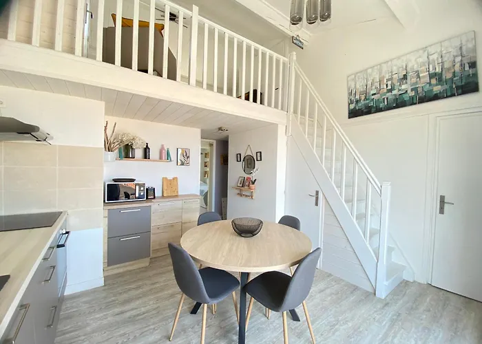 شقة Joli Avec Vue Mer, Climatise Et Wifi Saint-Pierre-la-Mer (Aude)