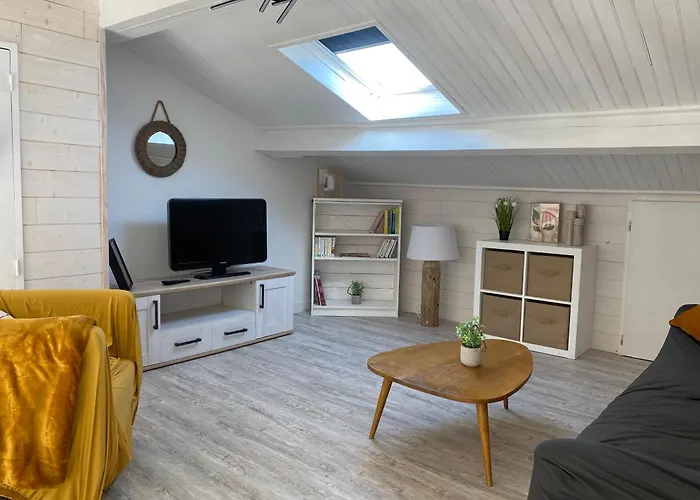 Joli Avec Vue Mer, Climatise Et Wifi * Saint-Pierre-la-Mer (Aude)
